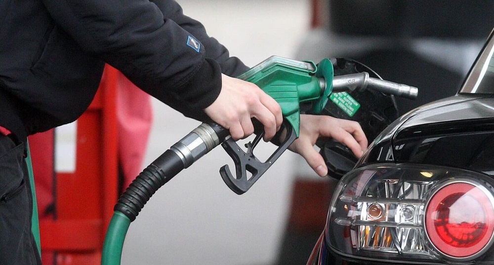 Cmimet e naftes ulen me 9-10 leke per liter ne javet e fundit